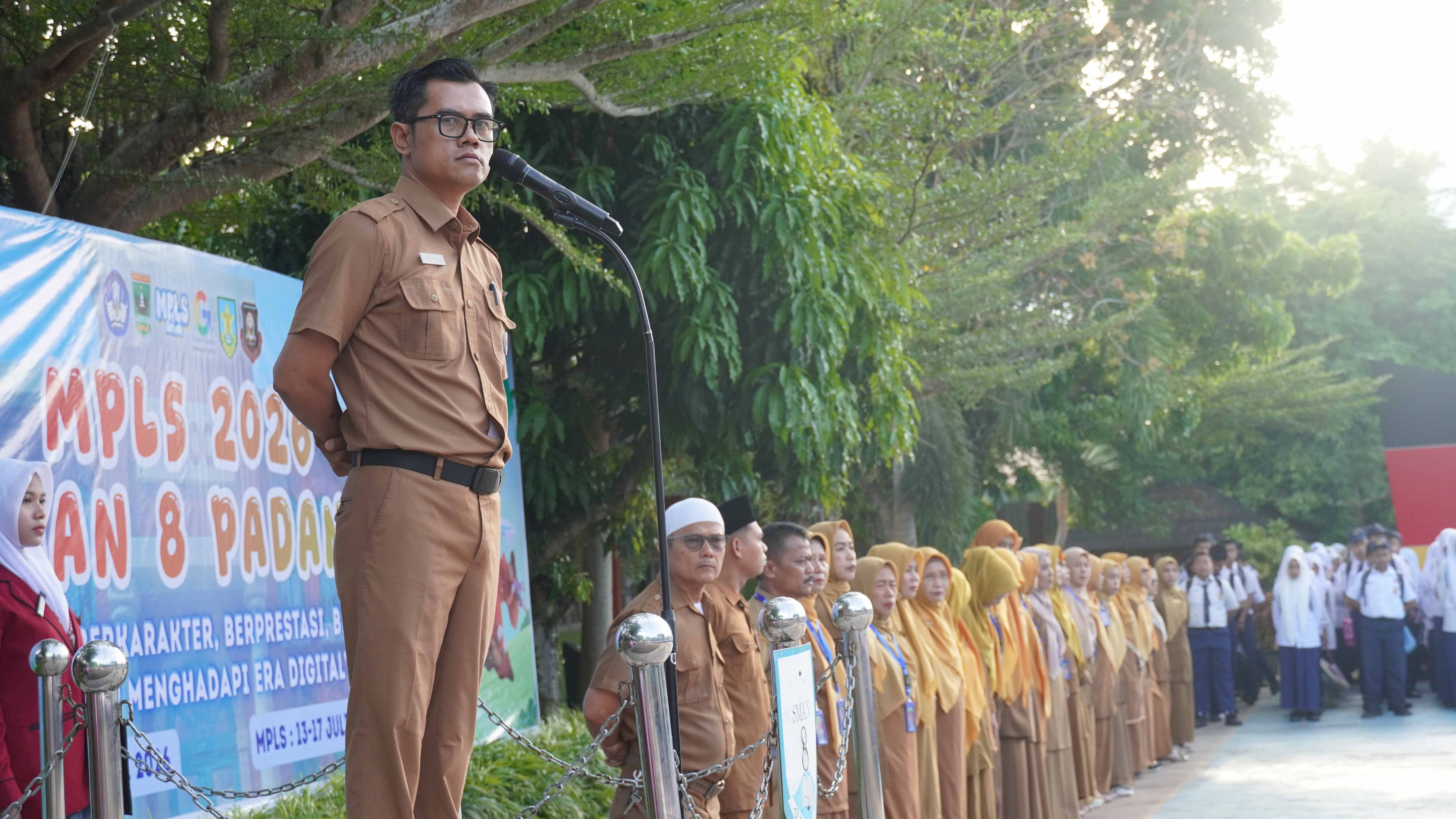 Upacara Pertama Tahun Ajaran Baru